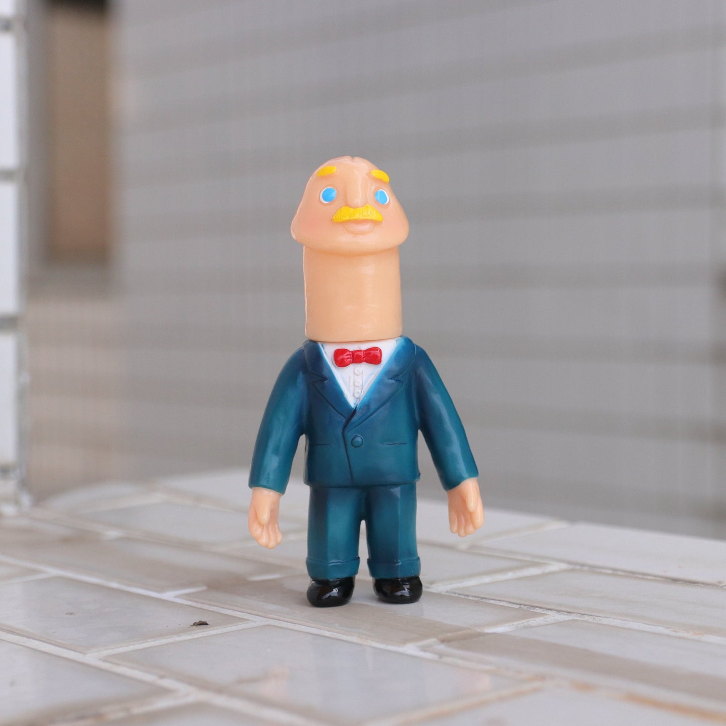 Agent Dicky (Long neck)