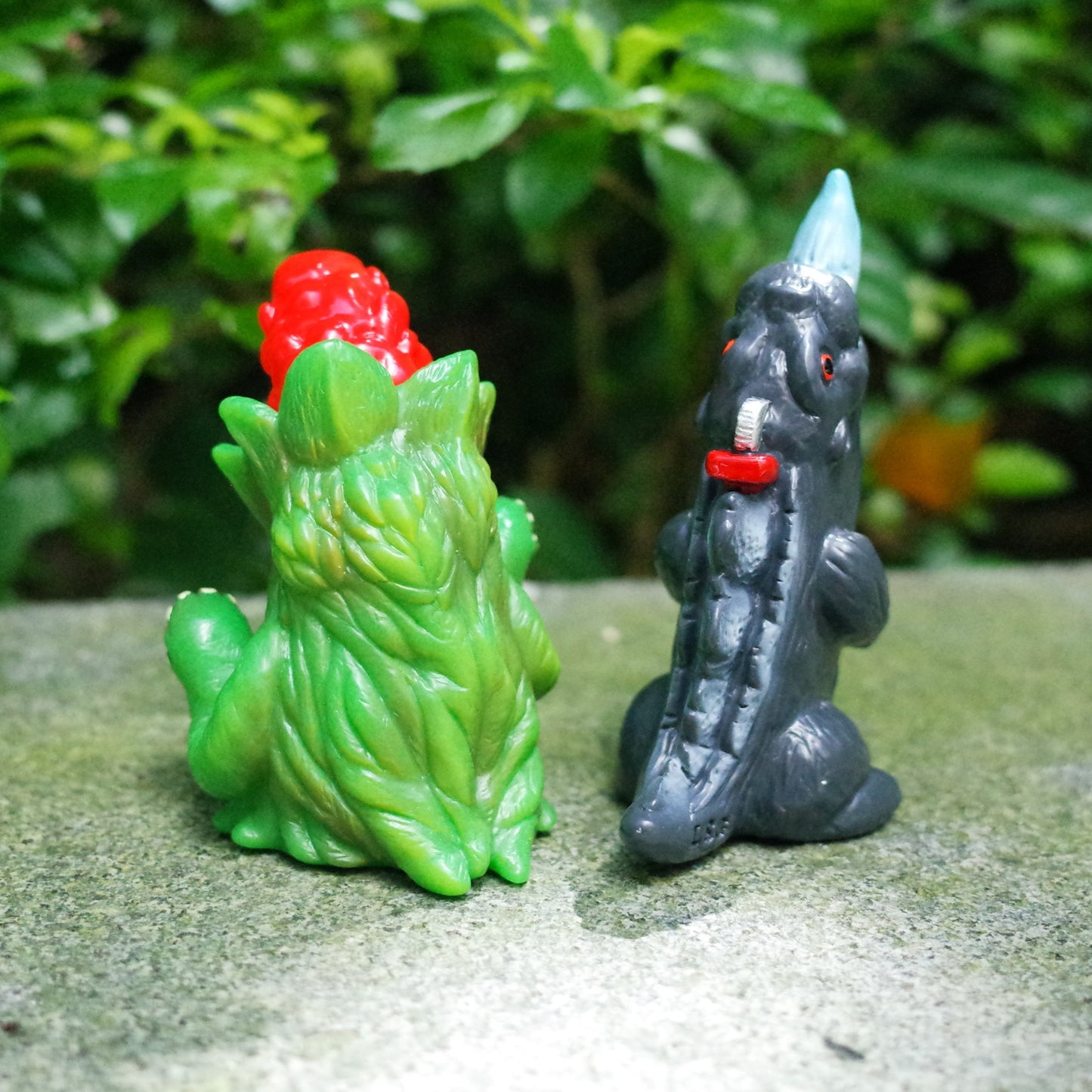 Lighter Kaiju VS Budllante Playset